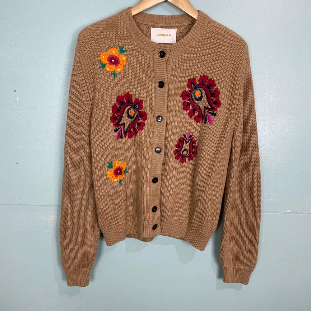 La Double J Knit Cardigan Embroidered Flowers Tan Sz L - Picture 1 of 7